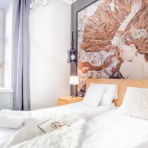 Appartement At, Cracovie